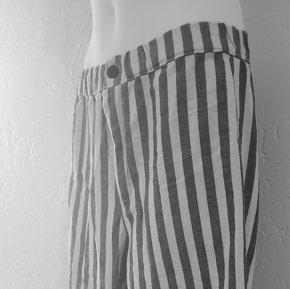 Brandy Melville  blue and white striped pants, NWT